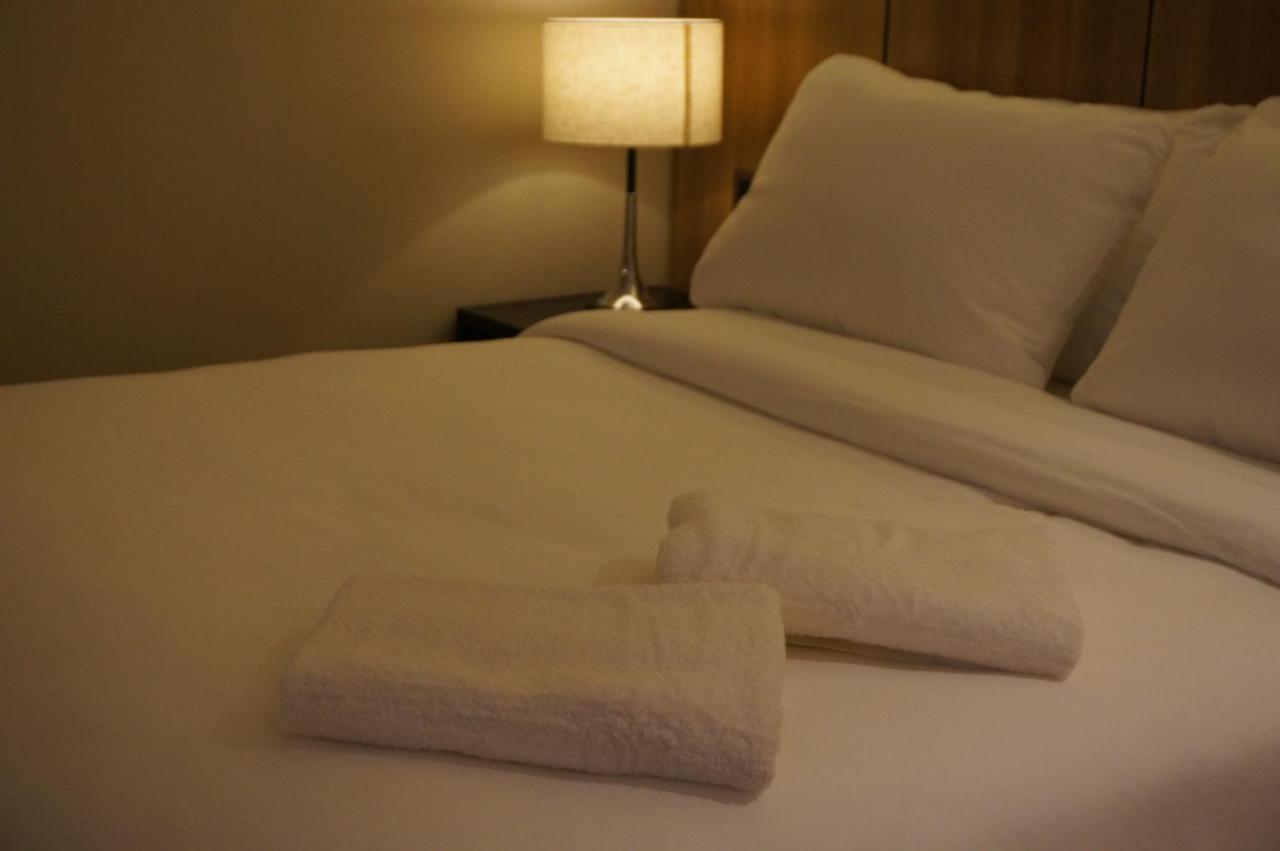 The Maximilian Hotel Cauayan City  Εξωτερικό φωτογραφία