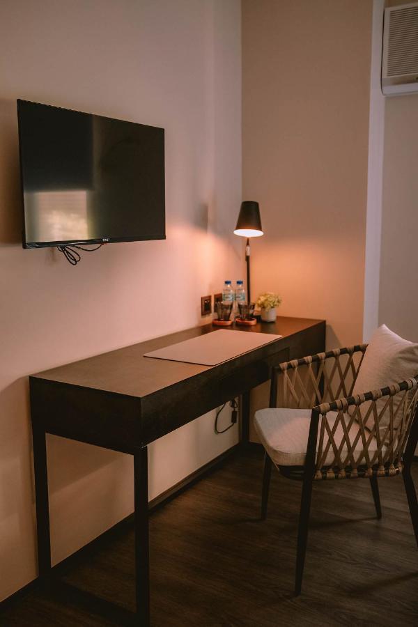 The Maximilian Hotel Cauayan City  Εξωτερικό φωτογραφία