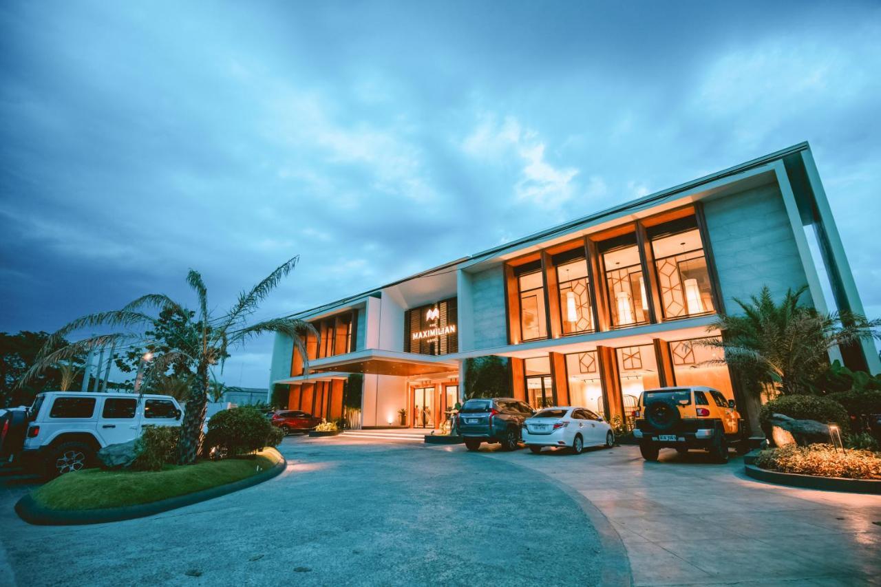 The Maximilian Hotel Cauayan City  Εξωτερικό φωτογραφία